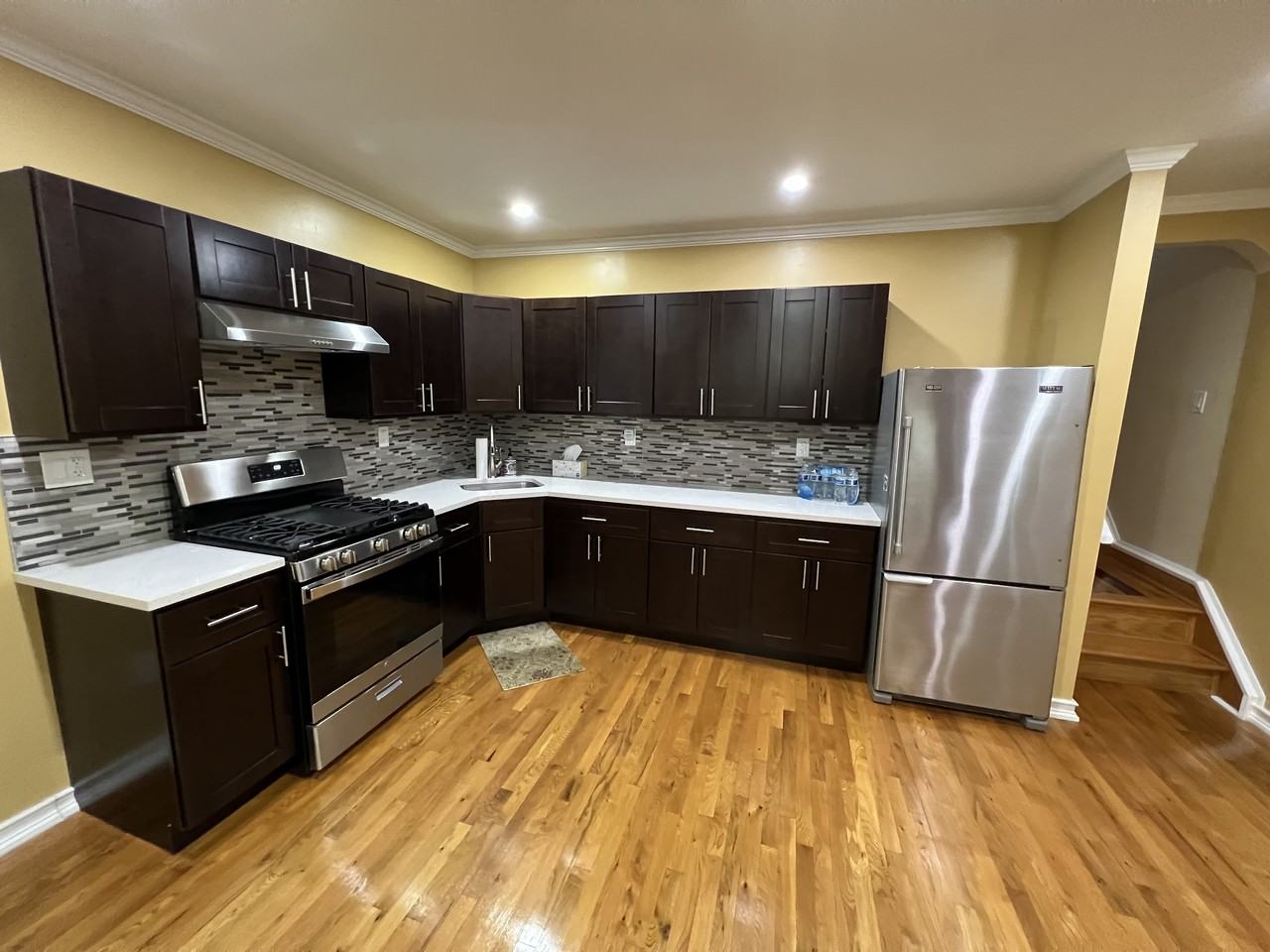 148 148 14 87th Ave #2 - Photo 2 of 7