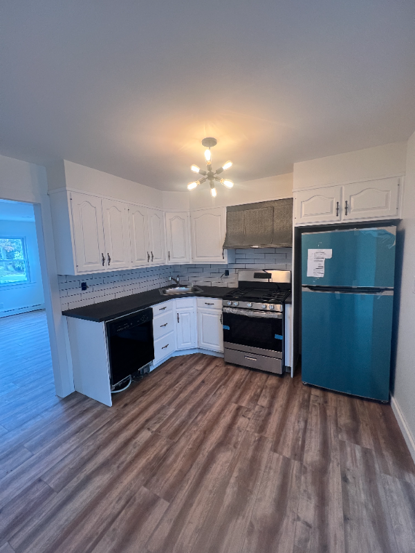 60 Mobrey Ln - Photo 3 of 13