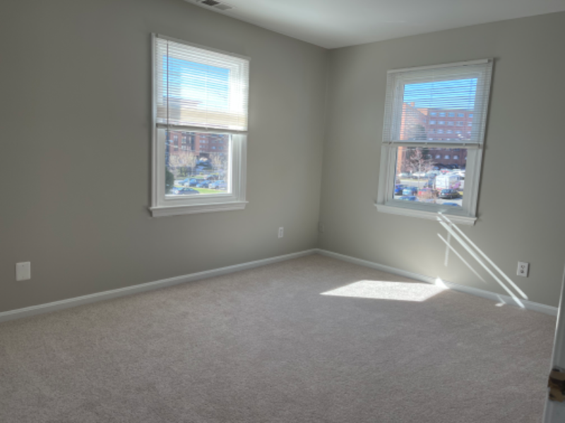 1017 S Rolfe St - Photo 3 of 9