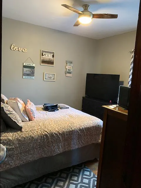 105 W Hefron St - Photo 2 of 12