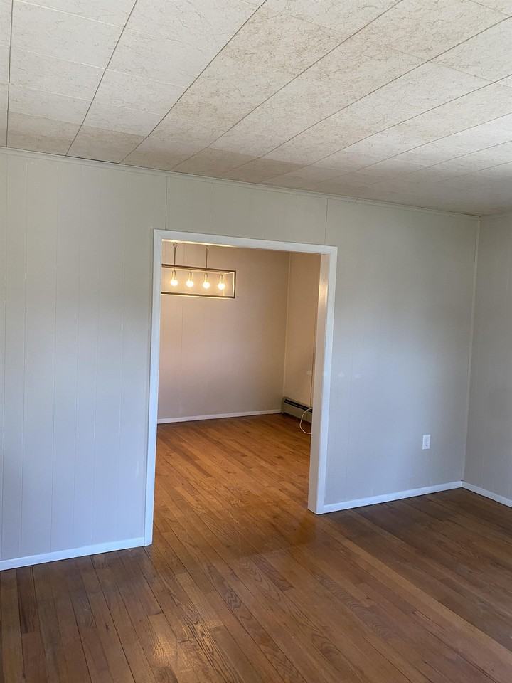 3304 Clayborne Ave #1 - Photo 3 of 11