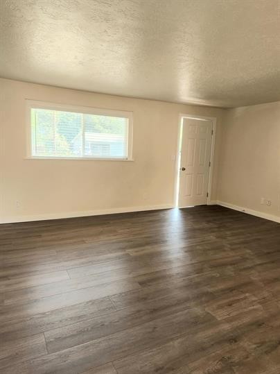 10105 W Eshelman St - Photo 2 of 11
