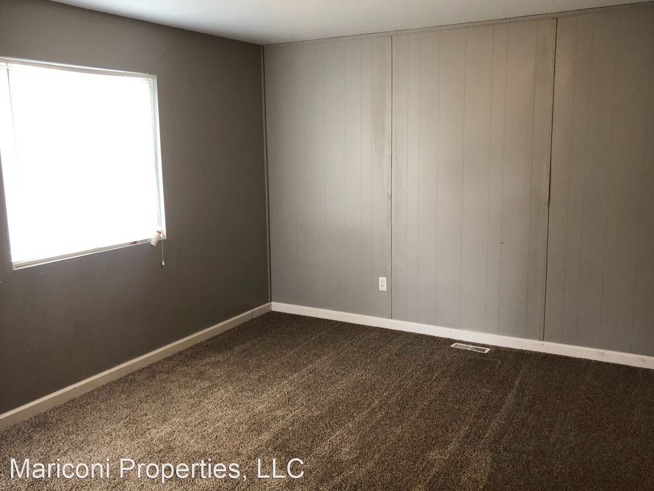 1403 Richard Dr - Photo 3 of 12