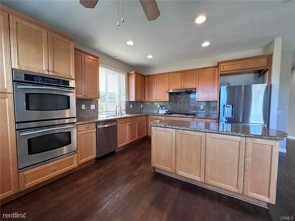 27681 Country Lane Rd - Photo 2 of 10