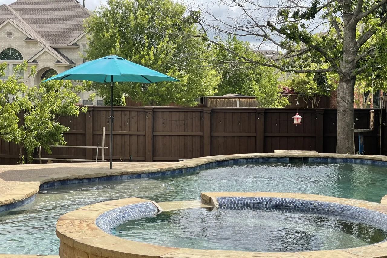 304 Shady Oaks Dr - Photo 3 of 5