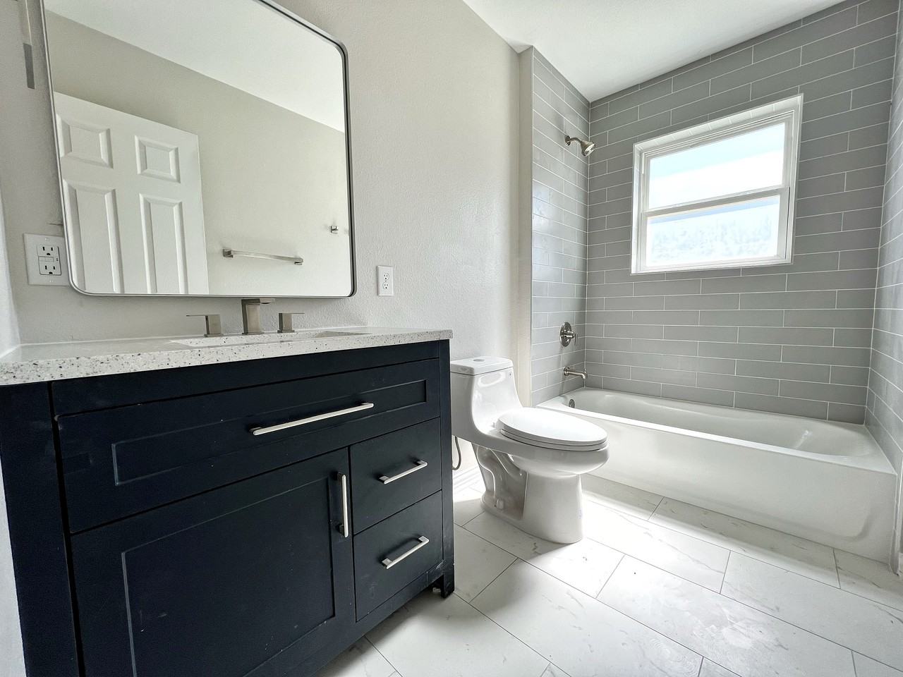 6118 Ellsworth Ave - Photo 2 of 10