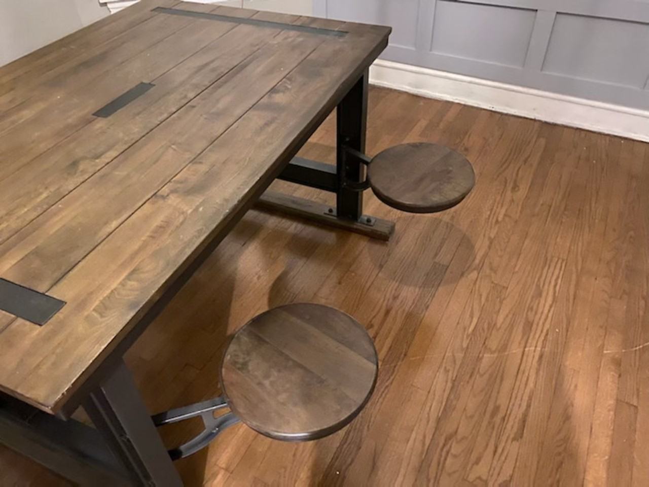 4954 N Monticello Ave Apt 2 #2 - Photo 2 of 8