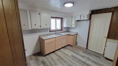 113 Mayer Ave - Photo 2 of 19