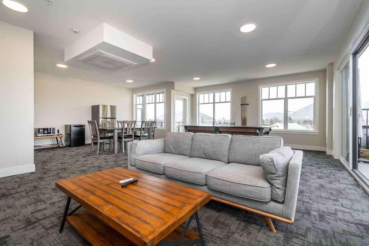 9280 Young Road #Main - Photo 7 of 28