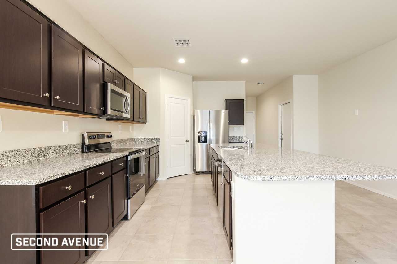 24415 W Illini St - Photo 5 of 24