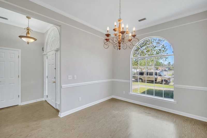 125 Hopeland Dr #1 - Photo 4 of 19