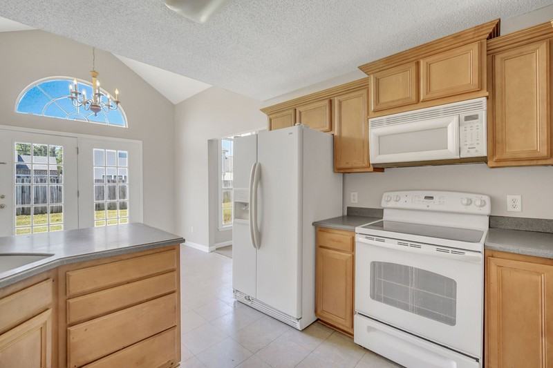 125 Hopeland Dr #1 - Photo 6 of 19