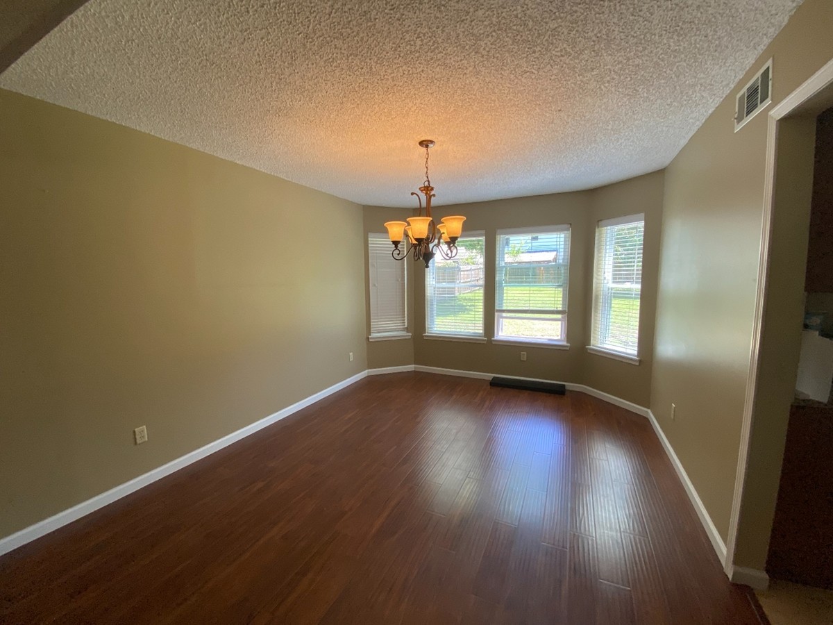 1619 S Fir Pl #1 - Photo 3 of 15