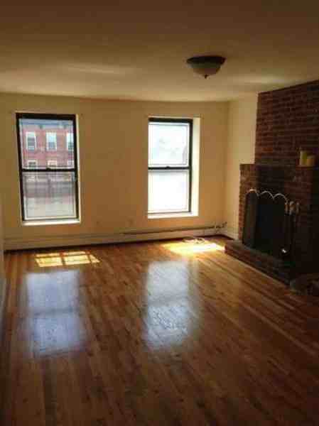 556 4th Ave - Photo 2 of 5