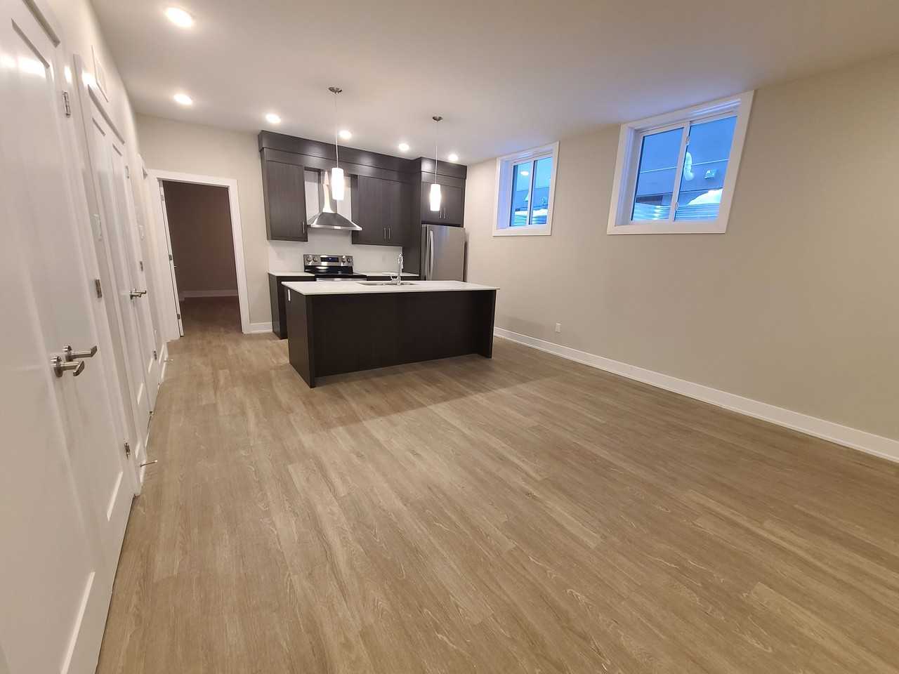 415 Ravenhill Avenue #4 - Photo 3 of 10