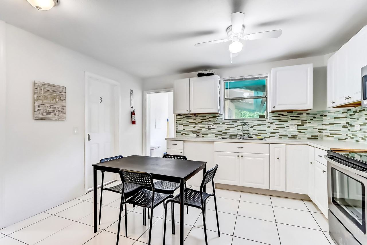 College Cir N - Photo 4 of 15