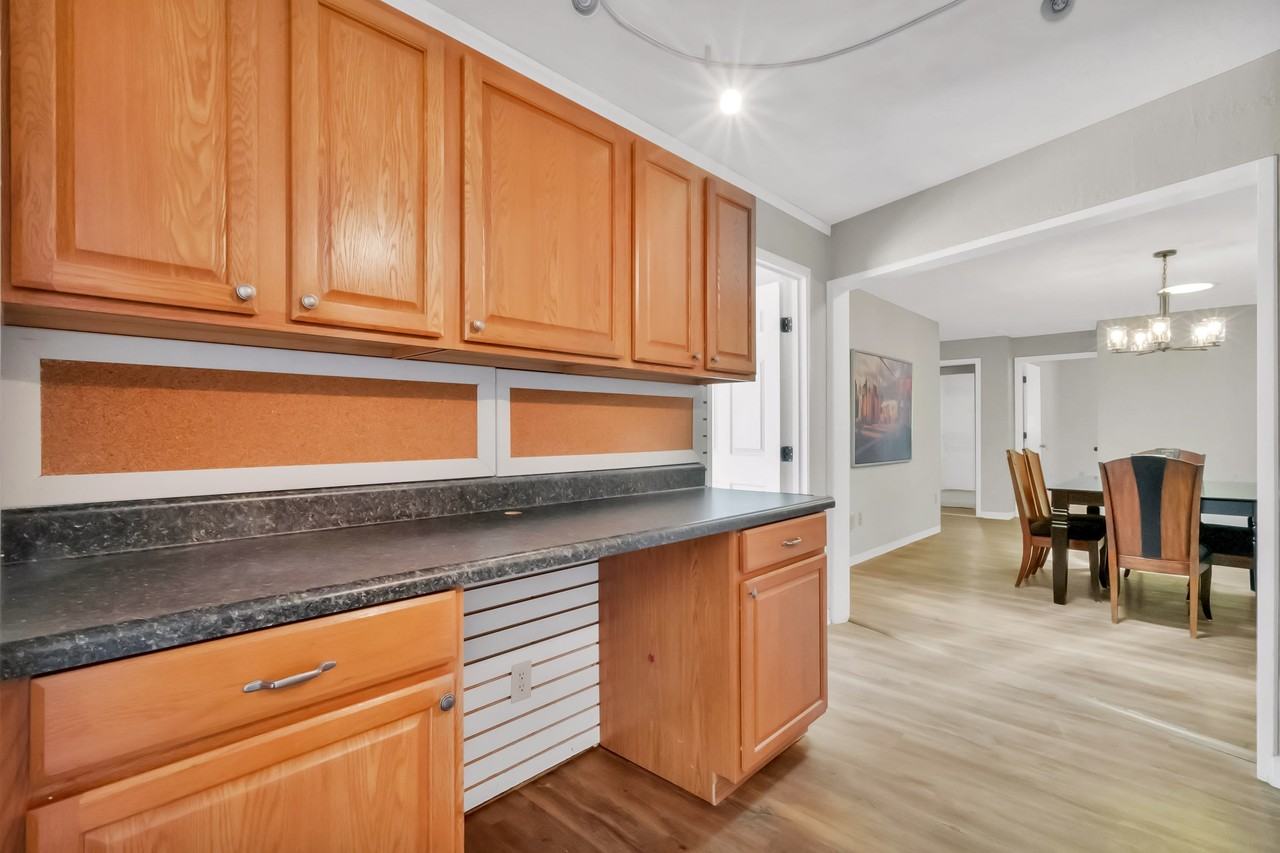 Alton Rd - Photo 6 of 12