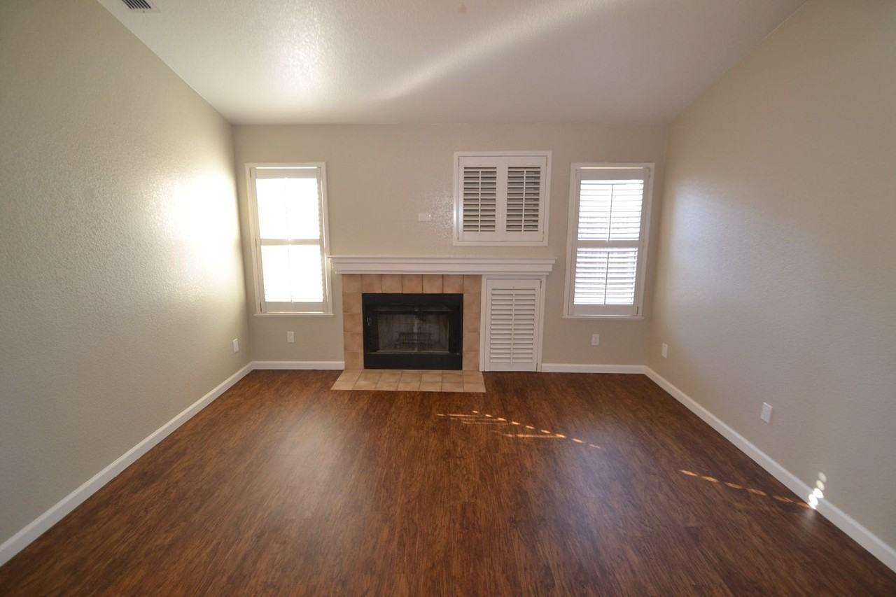 1979 Huston Cir - Photo 3 of 12