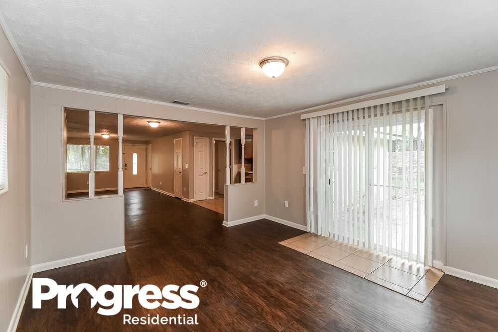 5134 Acoma Ave - Photo 3 of 17