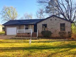 featured image of 731 7th Way