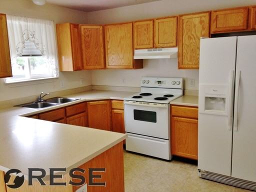 1356 N 1400 W - Photo 3 of 16