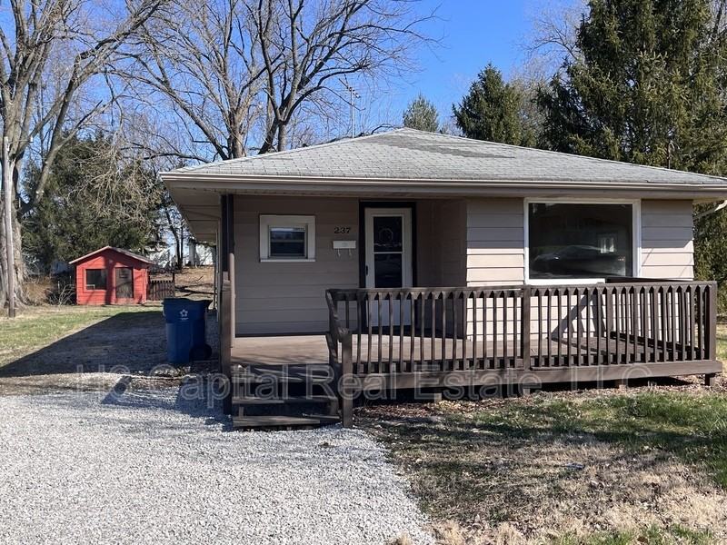 237 Saint Marys St - Photo 2 of 21