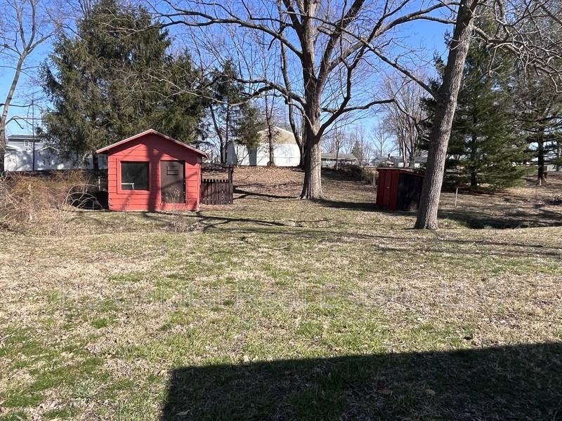 237 Saint Marys St - Photo 3 of 21