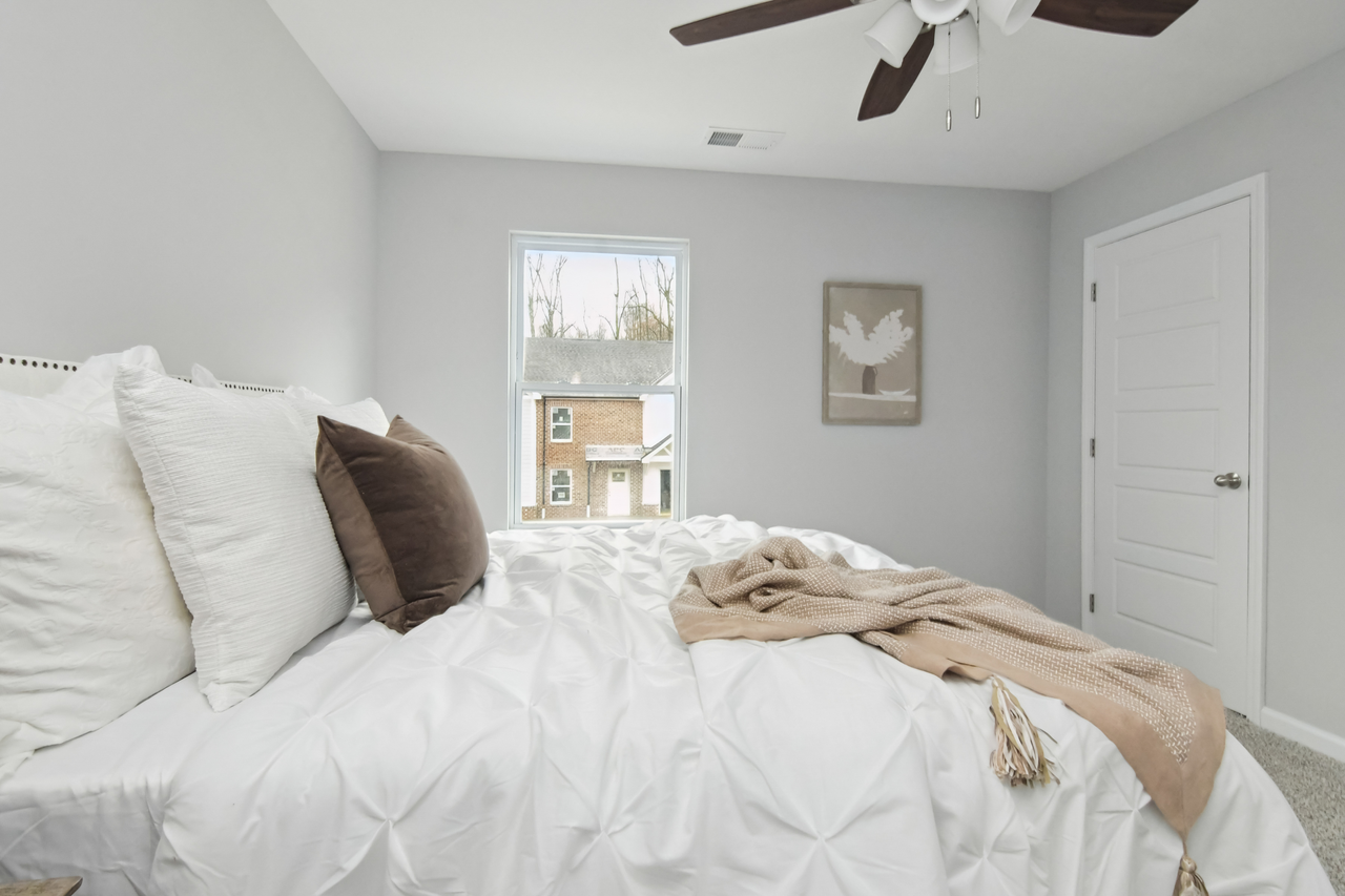 Stanley Village Townhomes - Photo 7 of 21