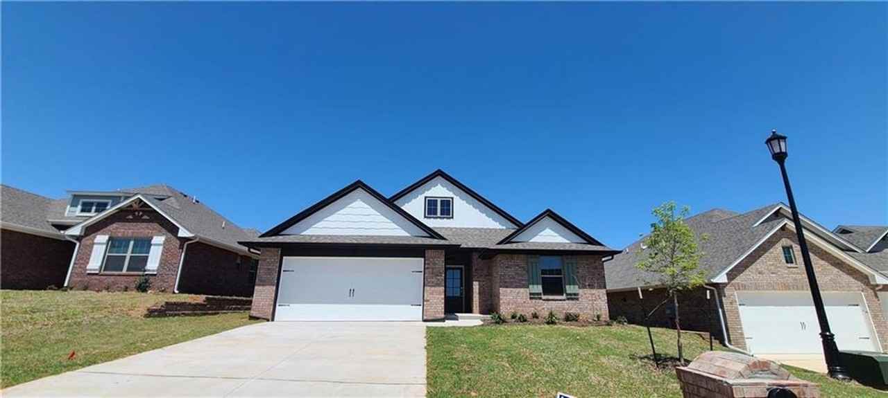 8617 Stark St - Photo 2 of 20