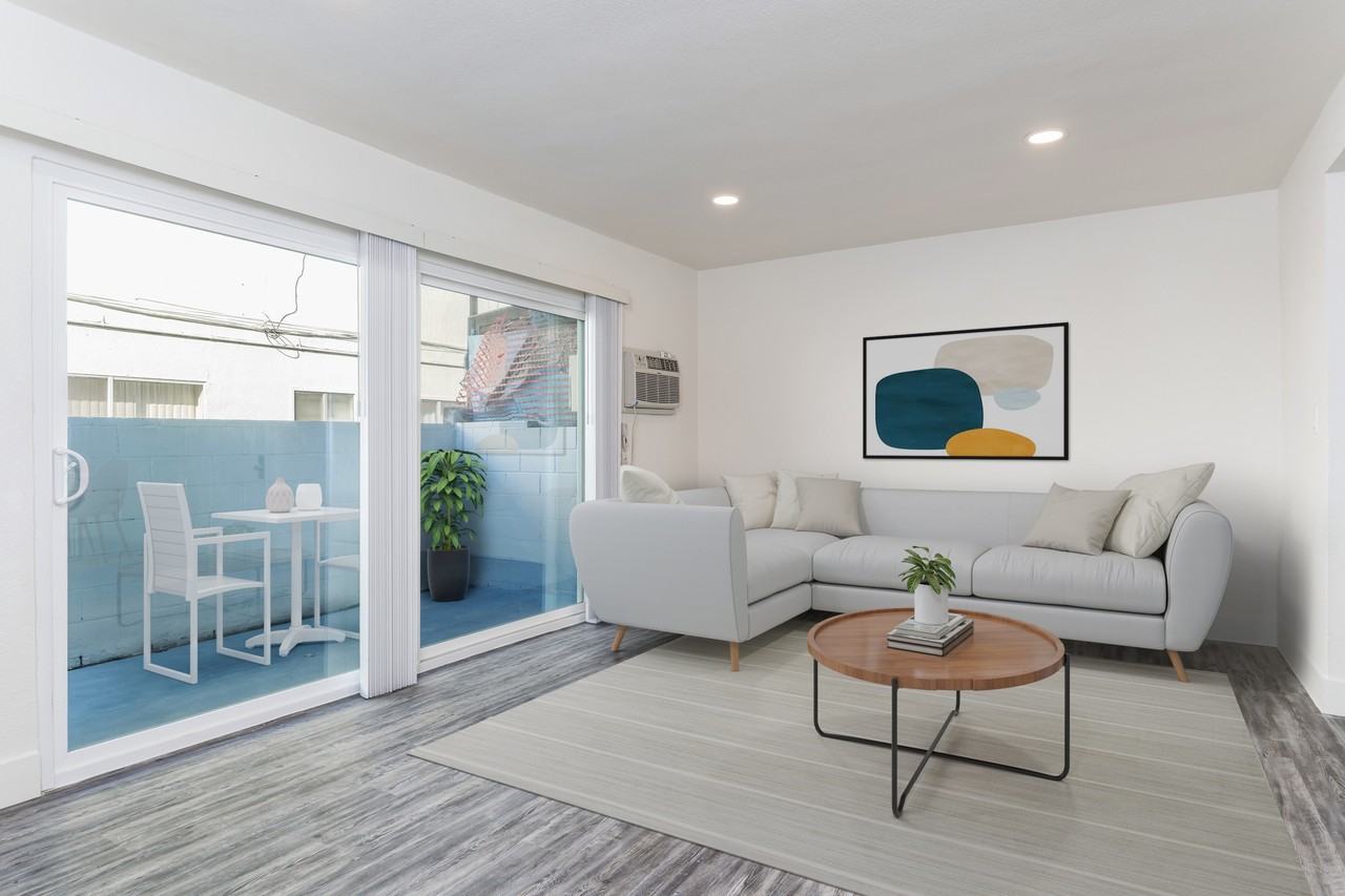 Aurora Vista Apartments - Photo 5 of 26