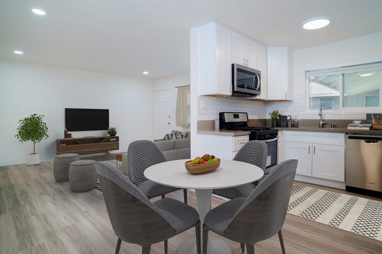 Winnetka Gardens Apartments - Photo 5 of 30