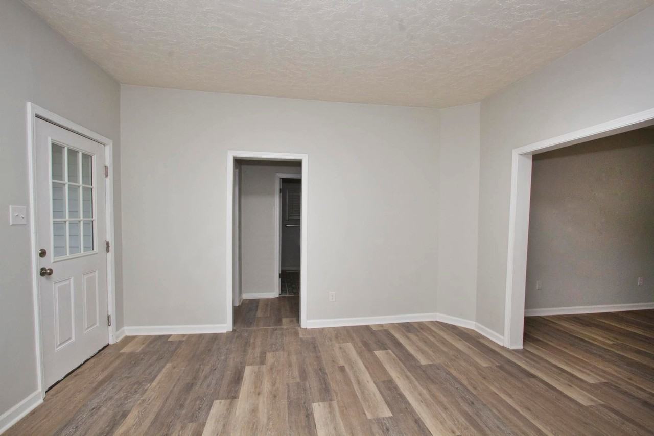 1300 Todd Ave #1 - Photo 2 of 12