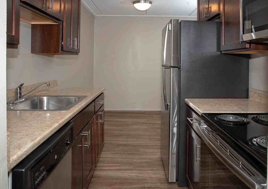 2200 Blaisdell Ave - Photo 5 of 8