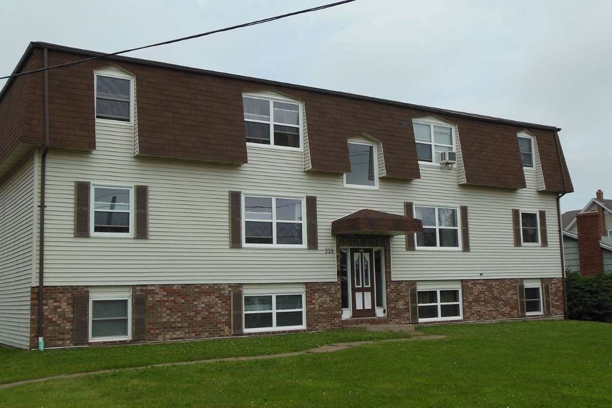 Chateau Heights Apartments 219, 221, 223 St. Peters Rd