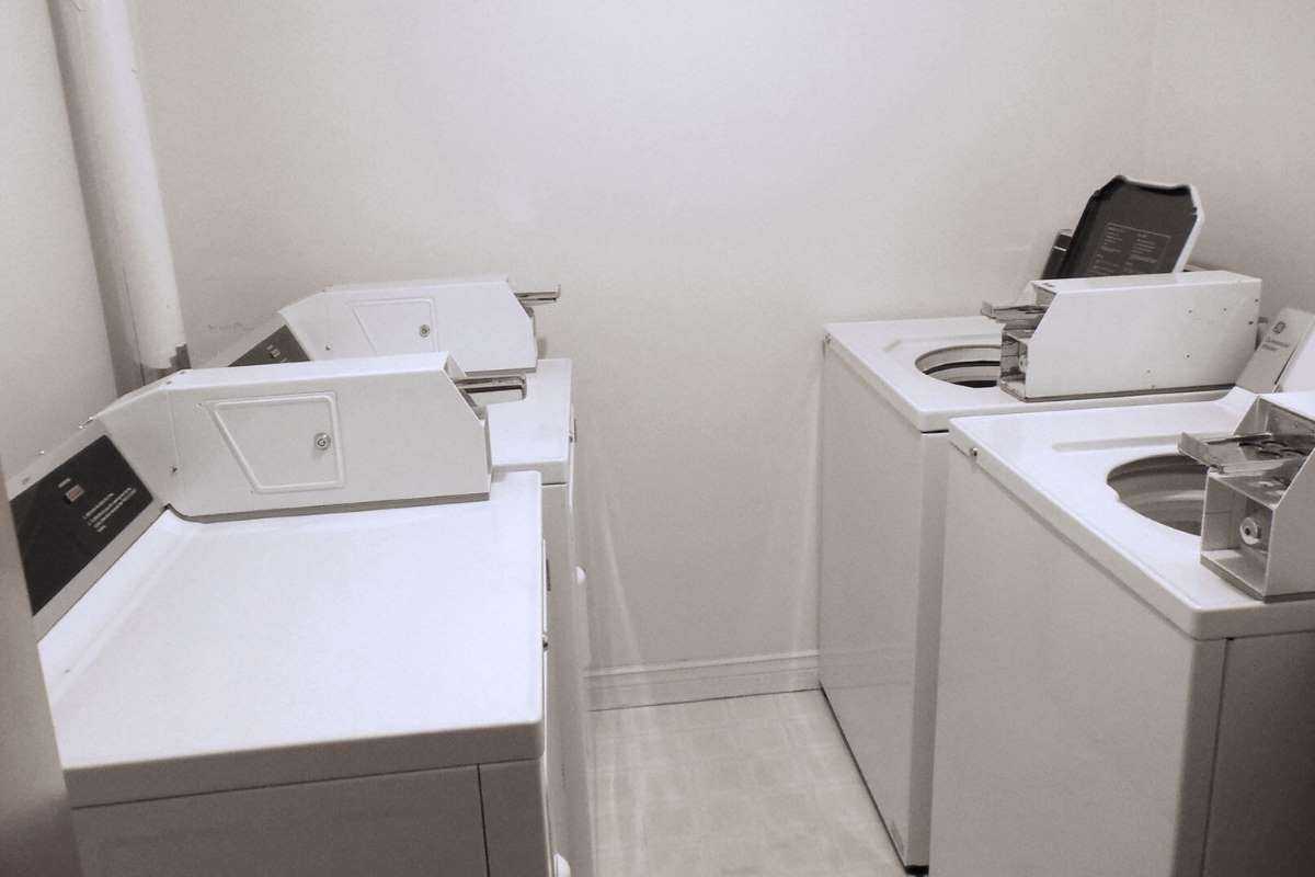 Chateau Heights - Photo 3 of 6