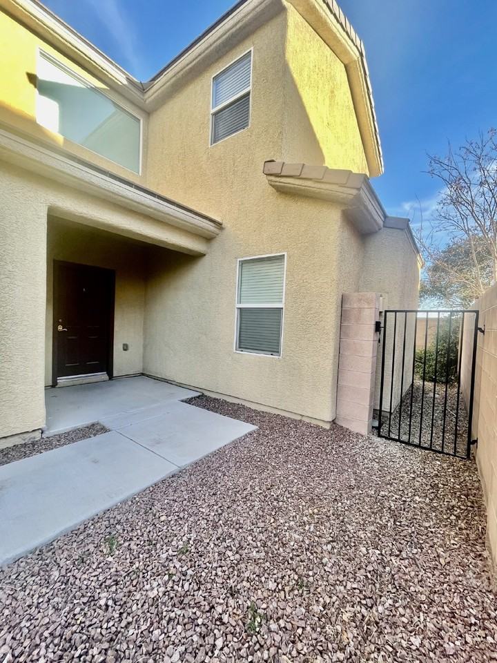 7109 Mercurio Ave - Photo 3 of 27