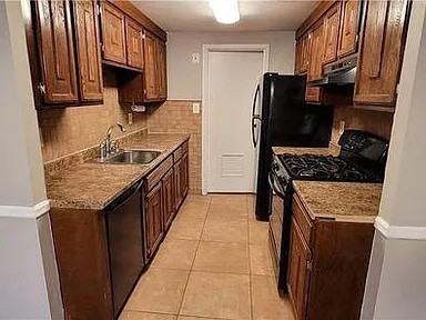 222 Sagamore Hills Dr #1 - Photo 3 of 8