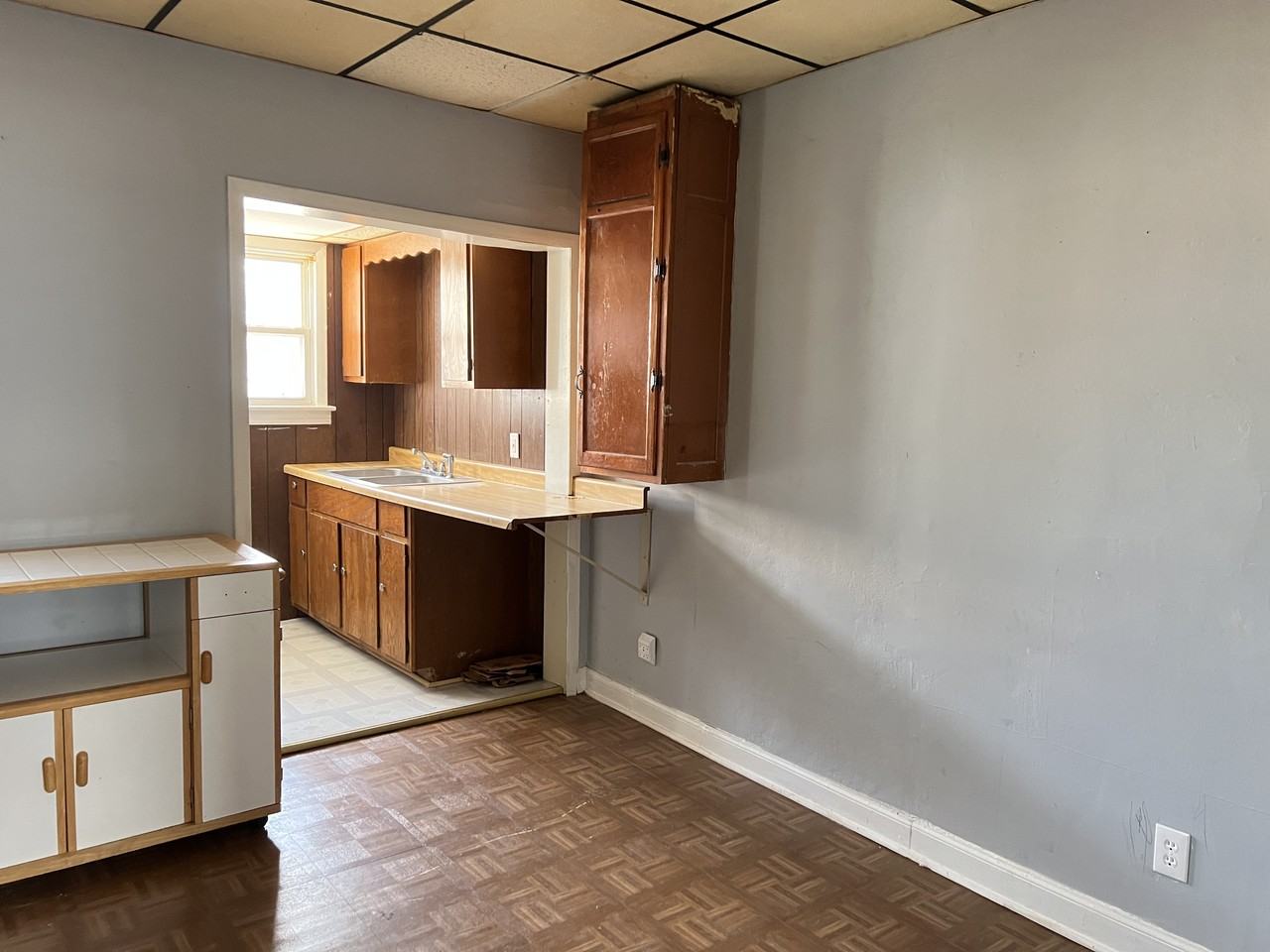 328 E 1st St #2 - Photo 2 of 6