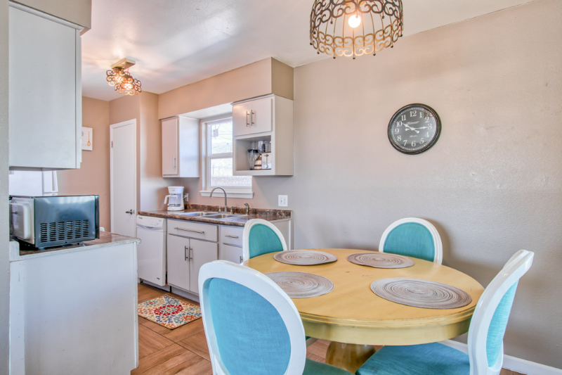 3413 Wickham Ave - Photo 2 of 27