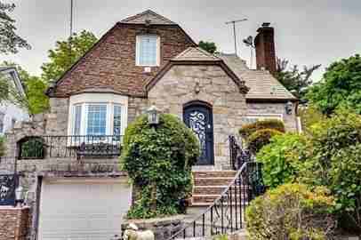 17227 Henley Road Apartments 17227 Henley Rd, New York, NY 11432 Zumper