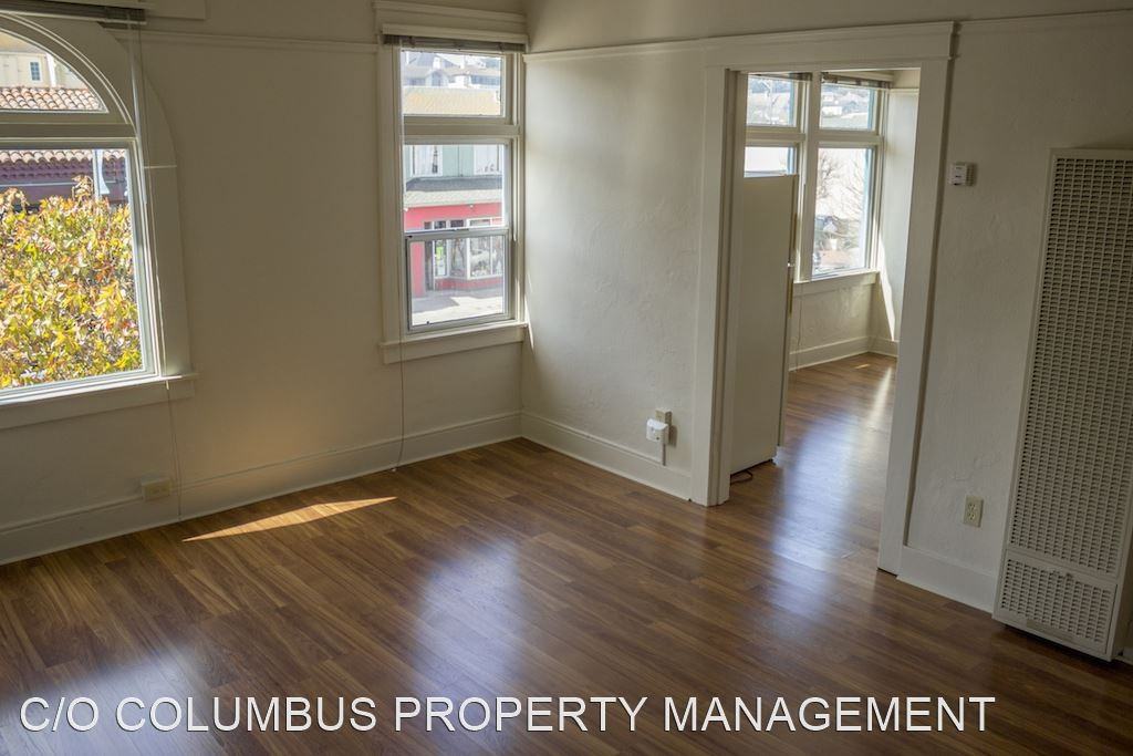 612 LIGHTHOUSE - Photo 3 of 9