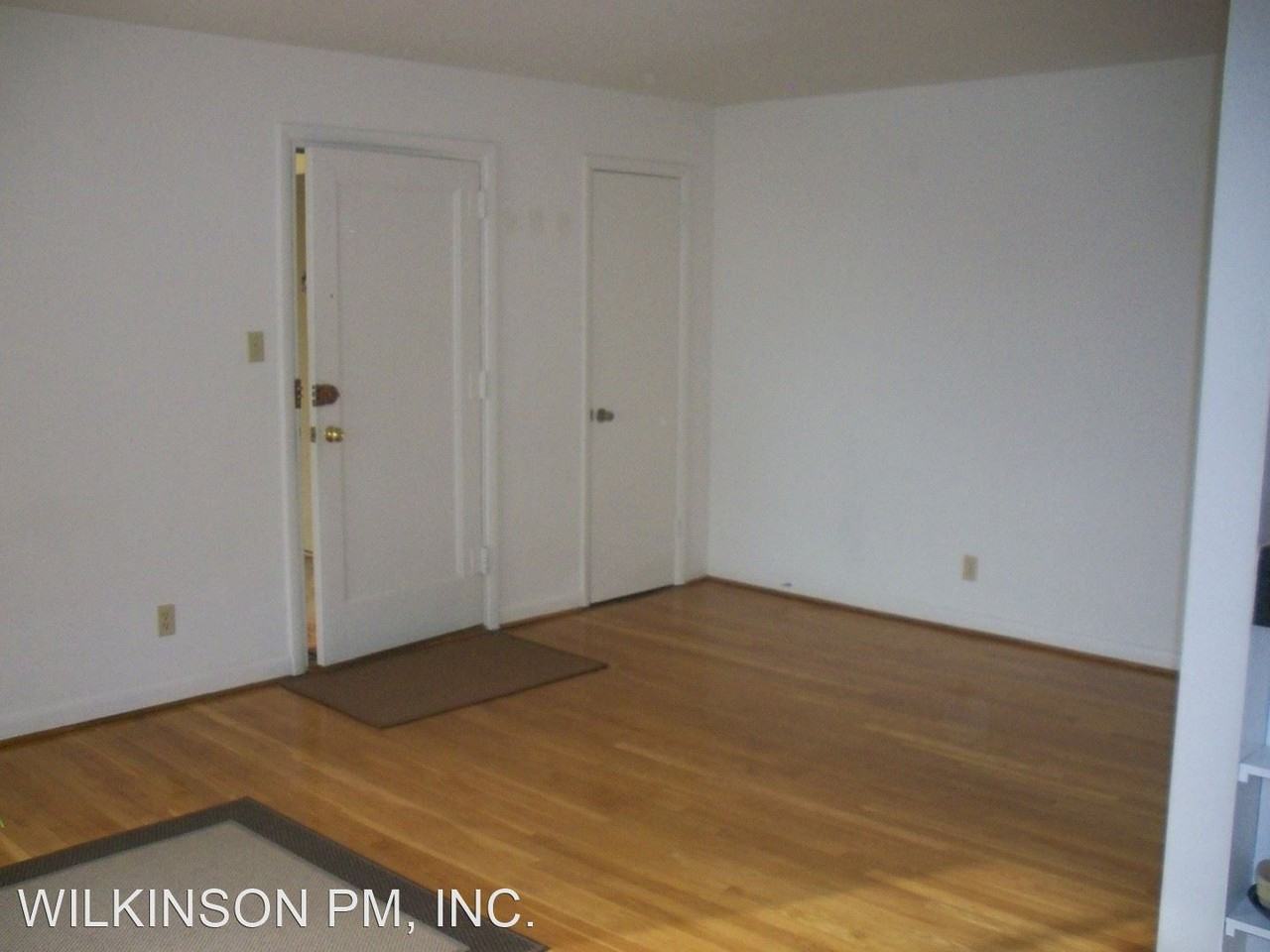 2059 N Woodstock St #306 - Photo 3 of 12