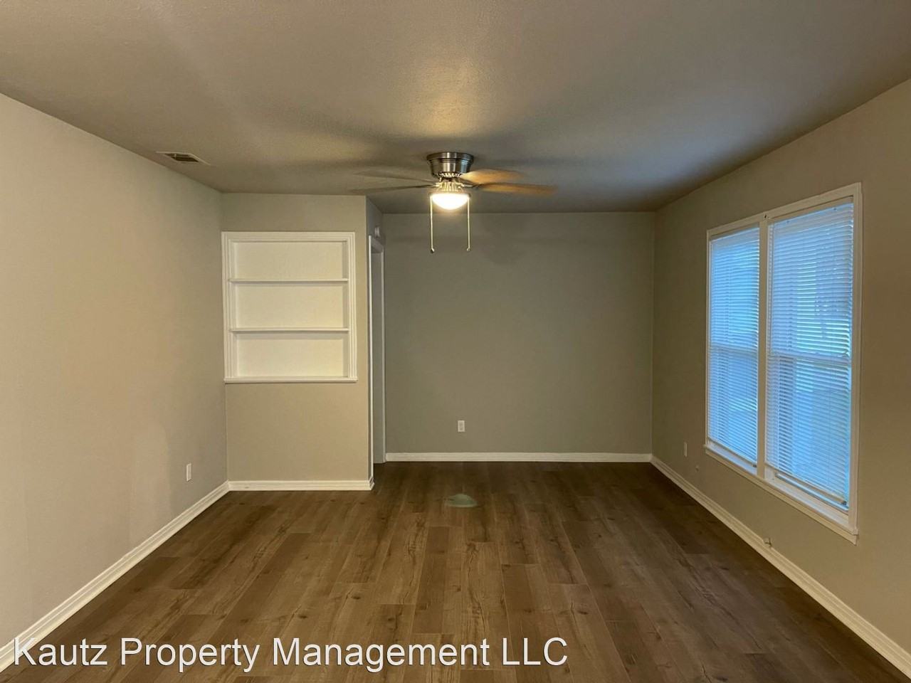1200 Long Ave - Photo 2 of 10