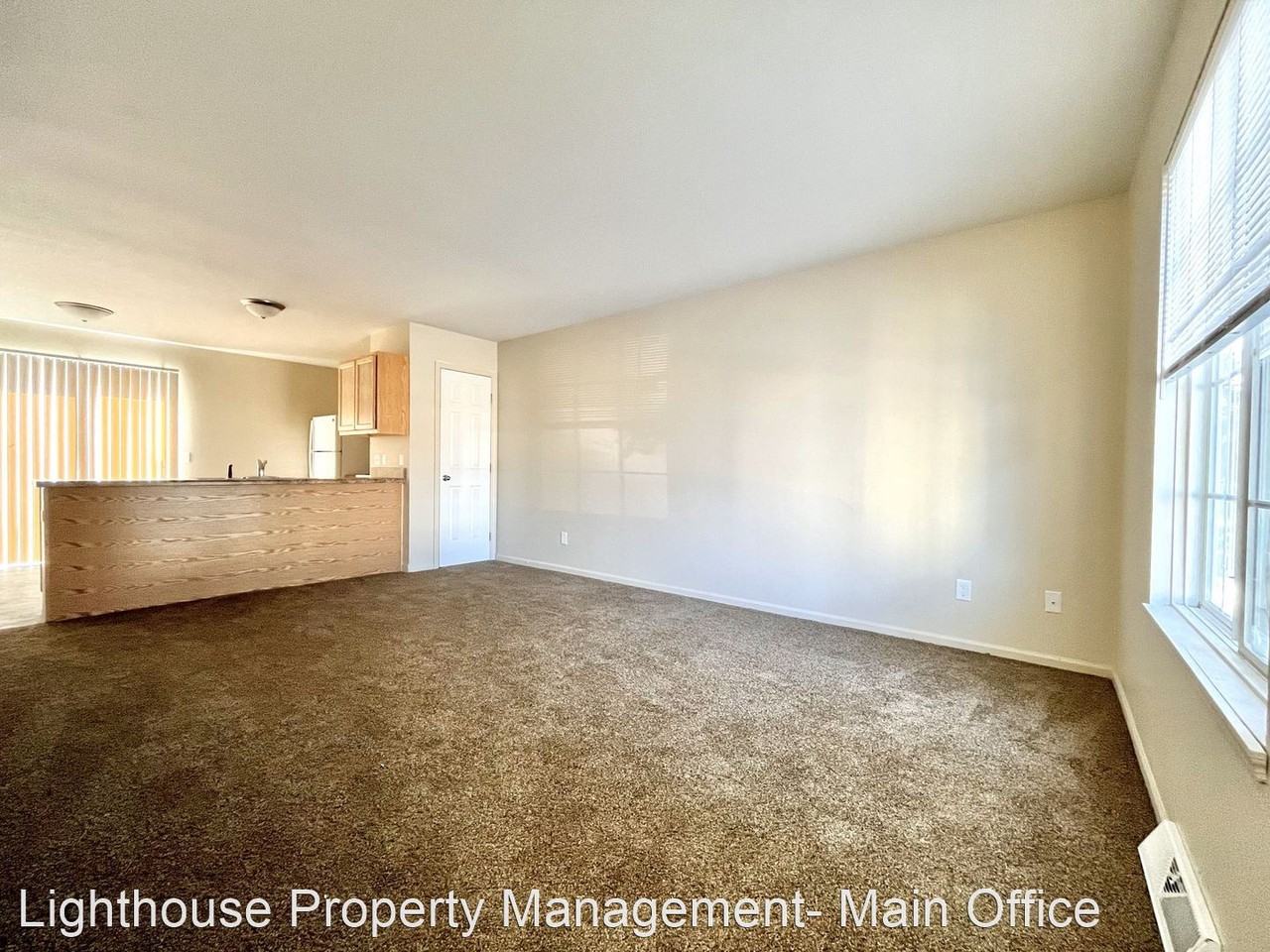 4563 Bowen Blvd SE - Photo 3 of 23