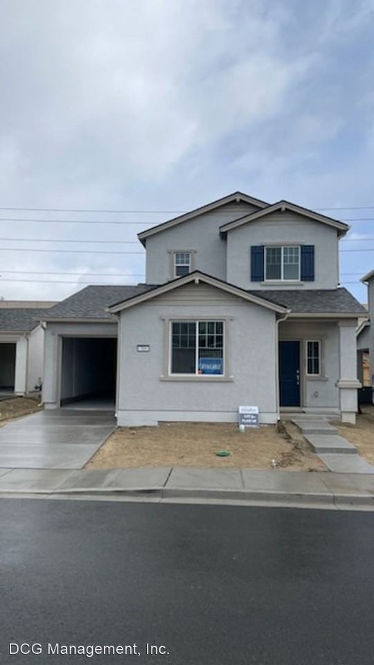 703-789 Crimson Circle 3649-3725 Emerson - Photo 2 of 13