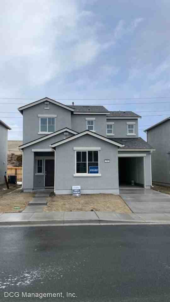 703-789 Crimson Circle 3649-3725 Emerson - Photo 3 of 13