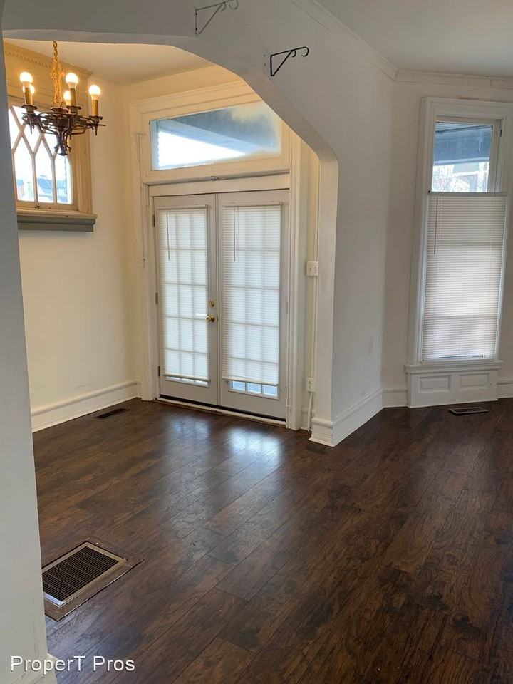 515 Washington Avenue - Photo 3 of 10