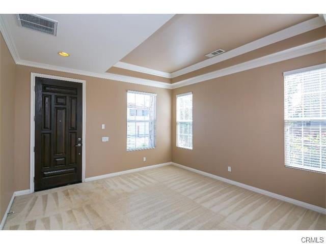 681 Milford St - Photo 2 of 9