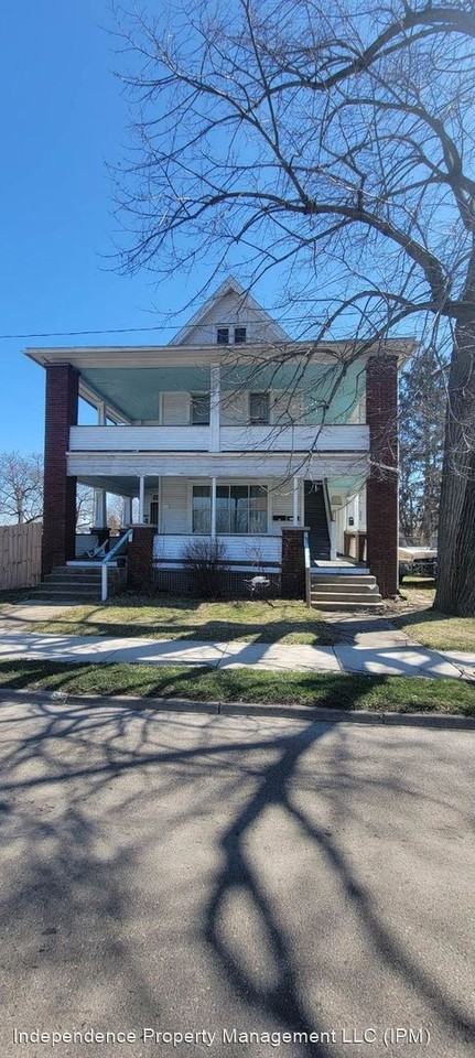 904  S Limestone St. - Photo 2 of 11