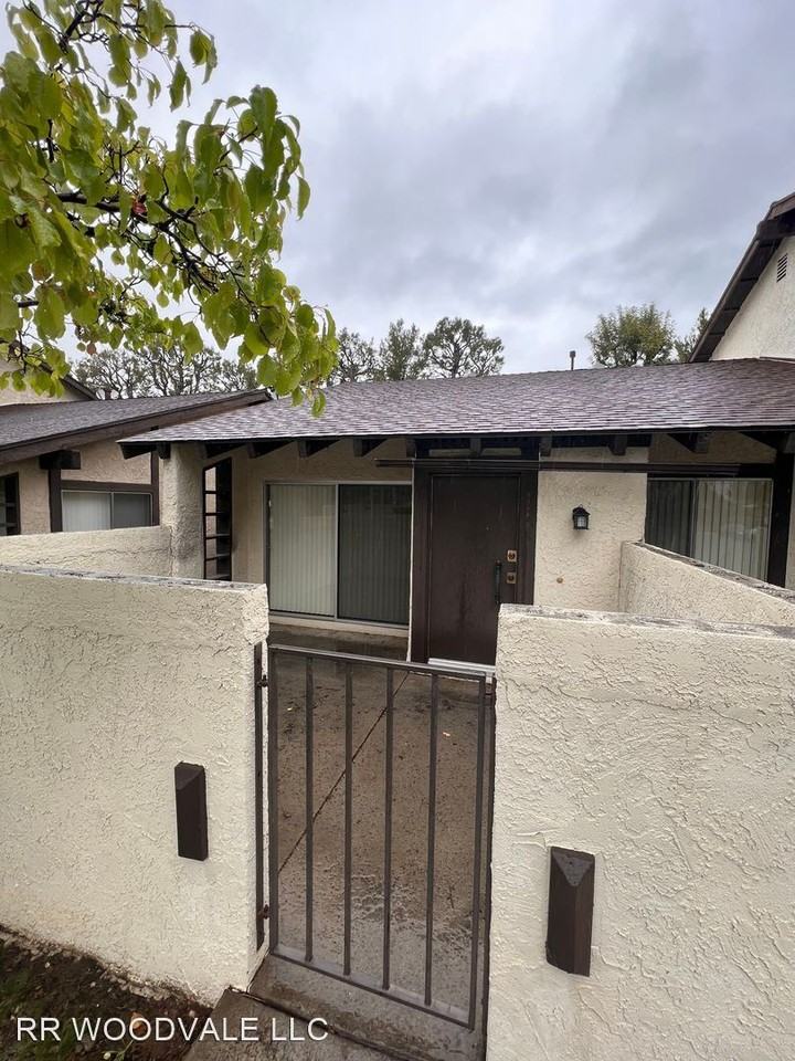 RR WOODVALE LLC 5999 Serena St. & 2478 St Clair Ave. - Photo 2 of 8